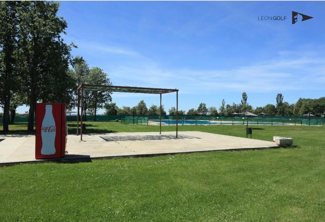 Вілла Leon Golf Casakalma Екстер'єр фото